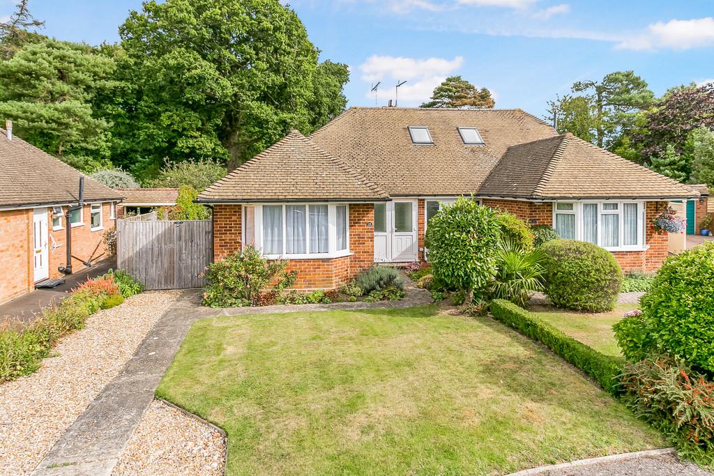 Derwent Drive, Tunbridge Wells 2 bed semidetached bungalow £435,000