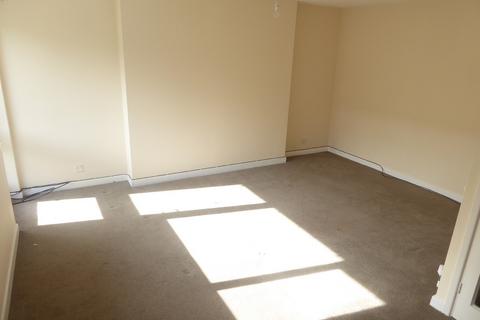 2 bedroom maisonette to rent, Montague Place, Basingstoke RG21