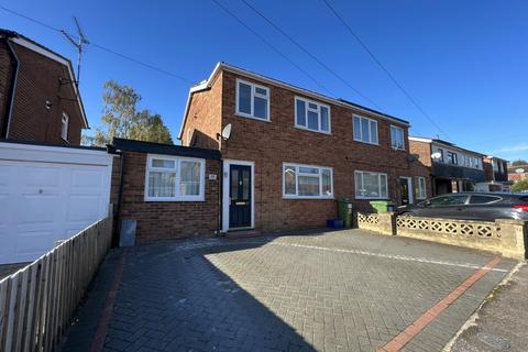 3 bedroom semi-detached house to rent, The Elms, Milton Keynes MK3