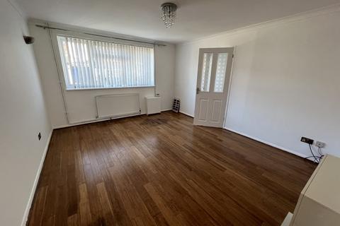 3 bedroom semi-detached house to rent, The Elms, Milton Keynes MK3