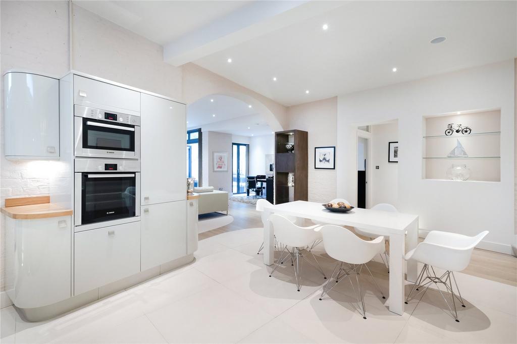 Kitchen/Dining