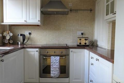 3 bedroom townhouse to rent, Springfield Avenue, Morley