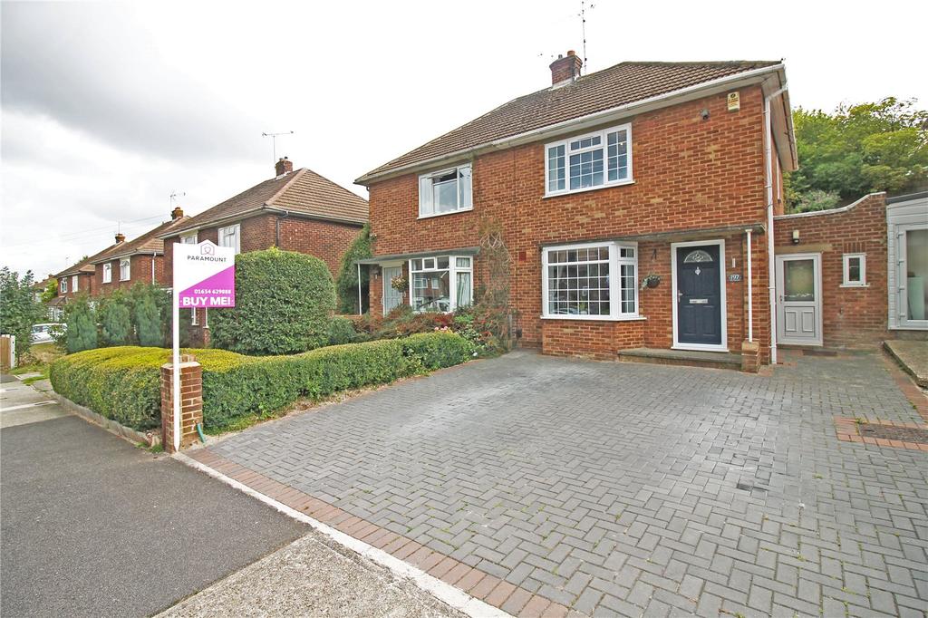 The Tideway, Rochester, Kent, ME1 2 bed semidetached house £250,000