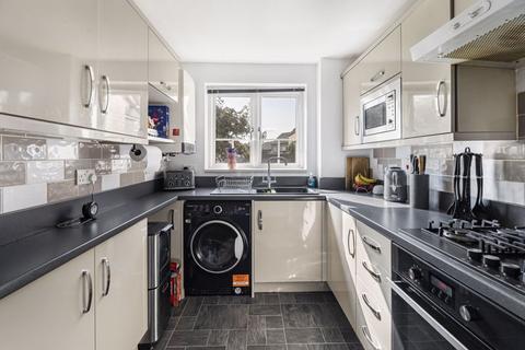 2 bedroom apartment for sale, Gyosei Gardens, Willen Park, Milton Keynes