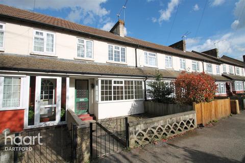 3 bedroom terraced house to rent, Hill Road, Dartford