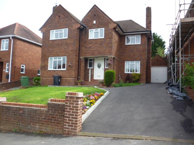 ST. PETERS ROAD, PEDMORE, STOURBRIDGE DY9 3 bed detached ...