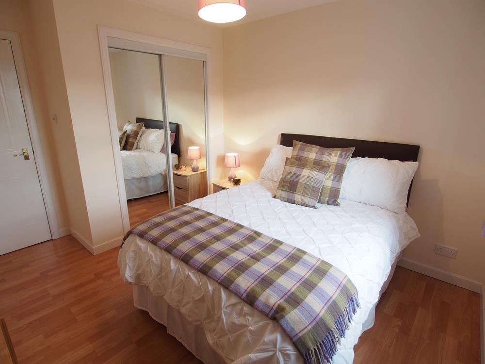 Bedrom 2 (2)
