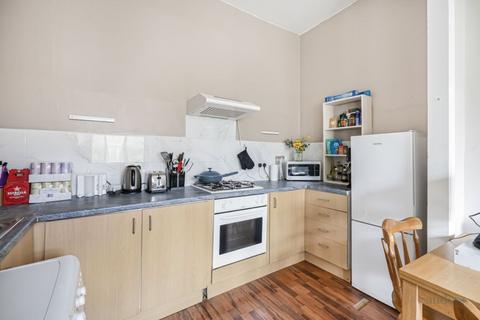 1 bedroom flat to rent, Sandringham Road, Hackney E8