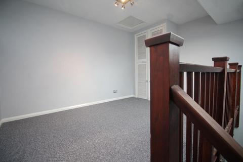 1 bedroom cluster house to rent, Braybrooke Drive, Furzton