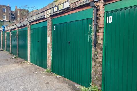 Garage to rent - Elmcroft Garages, West Hampstead NW6