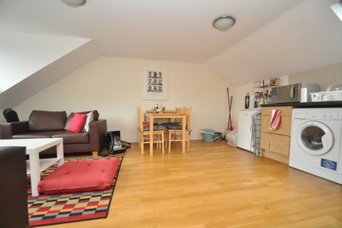 2 bedroom flat to rent, Stapleton Hall Road, Finsbury Park