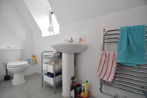 2 bedroom flat to rent, Stapleton Hall Road, Finsbury Park
