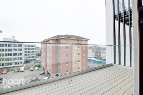 1 bedroom flat to rent, Farnborough Road, FARNBOROUGH