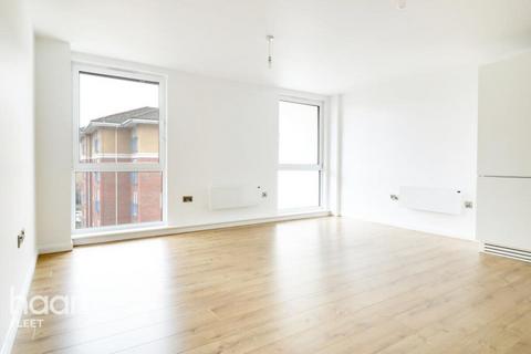 1 bedroom flat to rent, Farnborough Road, FARNBOROUGH