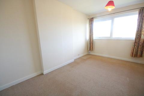 3 bedroom semi-detached house to rent, Freeby Close