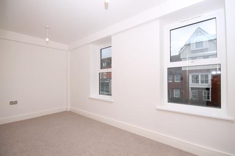 2 bedroom flat to rent, SOUTH STREET, DORKING, RH4