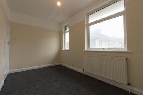 2 bedroom flat to rent, Ridgemount Close, London SE20