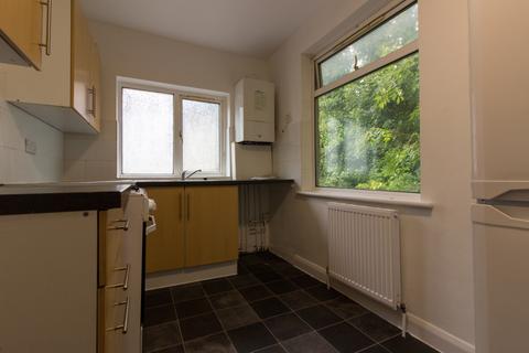 2 bedroom flat to rent, Ridgemount Close, London SE20