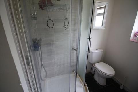 6 bedroom terraced house to rent - Sir Henry Parkes Road, Coventry Available Sept 24