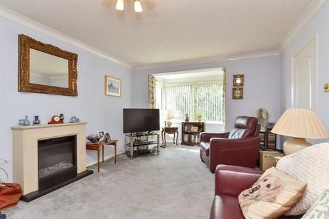 2 bedroom flat for sale, West Avenue, Worthing, West Sussex