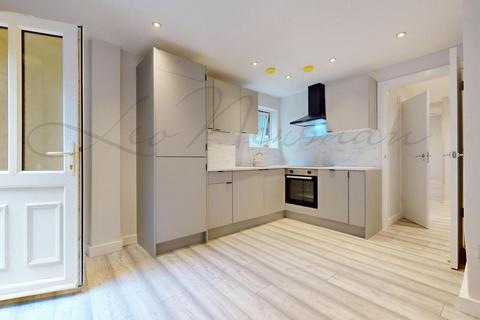 1 bedroom flat to rent, Kenwyn Road, Clapham, SW4