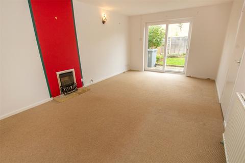 4 bedroom semi-detached house to rent, Pensclose, Witney, Oxfordshire, OX28