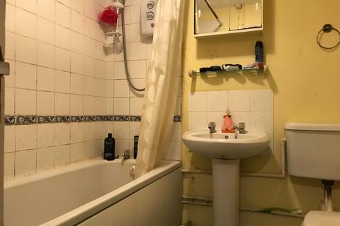 1 bedroom ground floor flat to rent, Telegraph Place, London, E14