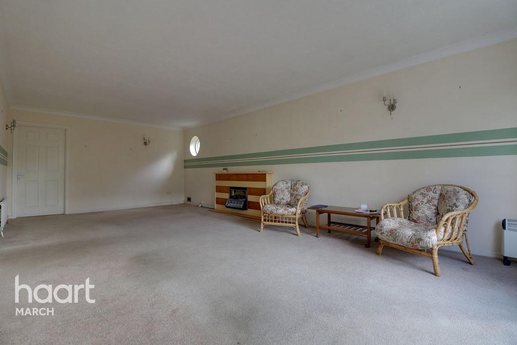 Robingoodfellows Lane, March 4 bed bungalow £215,000