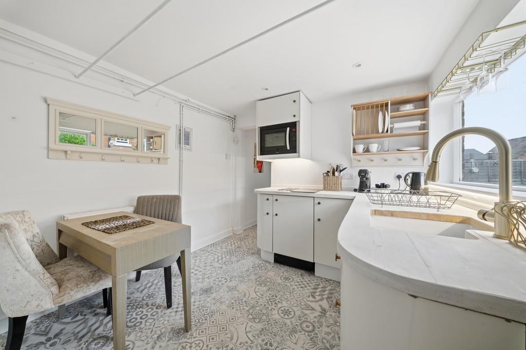 Garden Studio, Princess Street, Knutsford, WA16 6 B