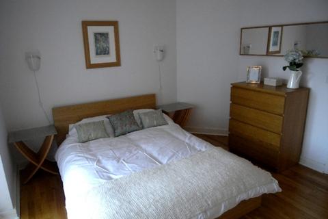 3 bedroom apartment to rent - Islington Gates, Newhall Street, Birmingham
