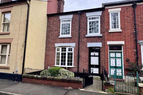 3 bedroom townhouse to rent, Park Road, Congleton