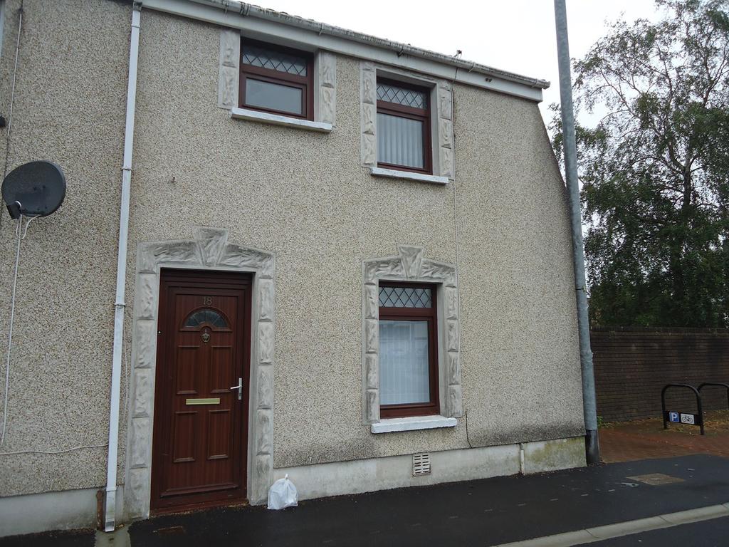 Water Street, Neath, SA11 2 bed terraced house £450 pcm (£104 pw)