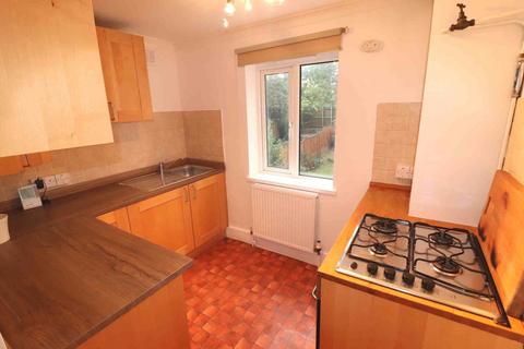 1 bedroom ground floor flat to rent, Mosslea Road, Penge