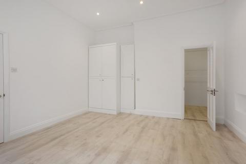 2 bedroom apartment for sale, Maclise Road, Kensington W14