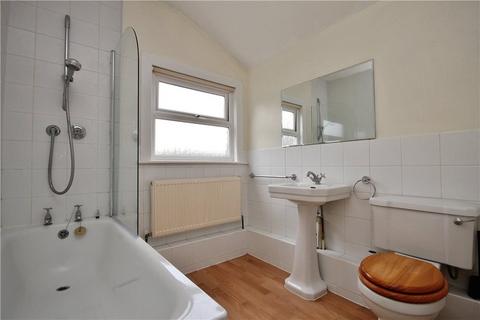 2 bedroom terraced house to rent, Cooper Road, Guildford, Surrey, GU1