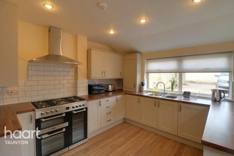 1 bedroom in a house share to rent, Clifton Terrace, Taunton