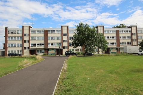 2 bedroom flat for sale, The Plain, Epping, CM16