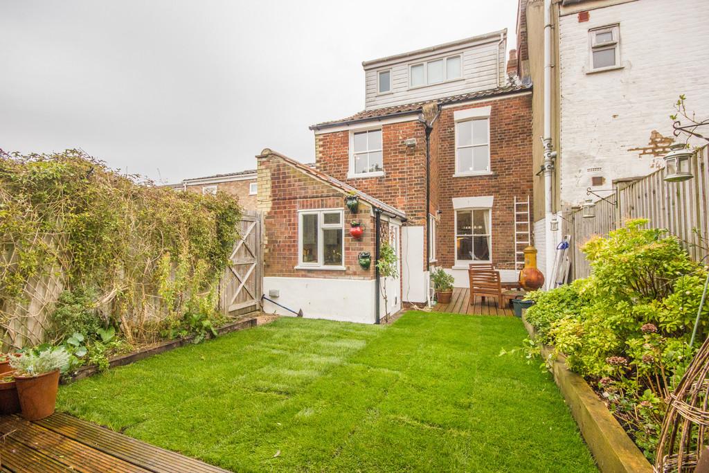 Rupert Street, Norwich NR2 4 bed end of terrace house £375,000