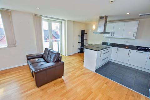 2 bedroom flat to rent, Lloyd Street, Altrincham, Cheshire, WA14