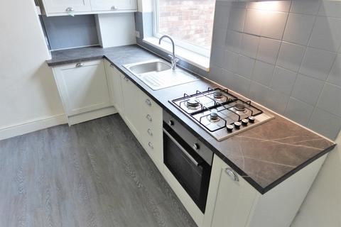 3 bedroom terraced house to rent - Mitford Street, Stretford