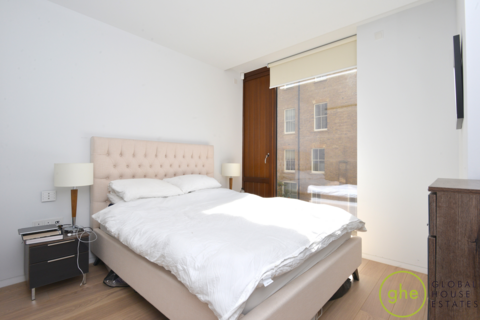1 bedroom flat for sale, Abernethy House, Barbican, London