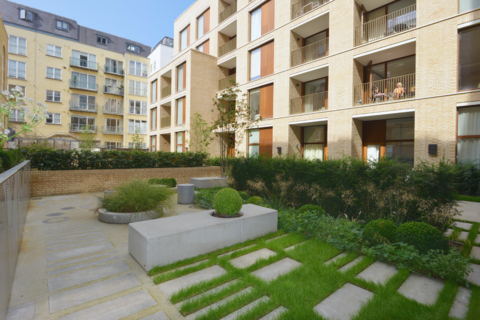 1 bedroom flat for sale, Abernethy House, Barbican, London