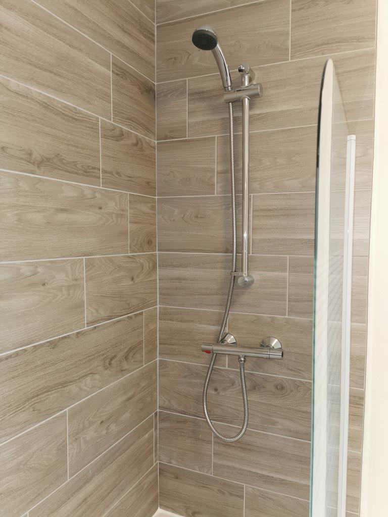 Renovated 2 double bed semi for rent in Brampton
