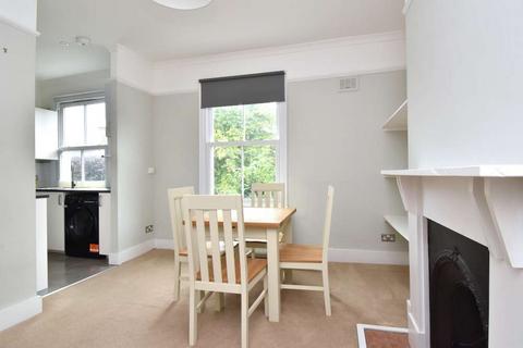 2 bedroom flat to rent, Devonshire Road