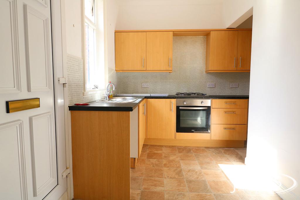 Rosebery Street, Darlington, DL3 6EU 2 bed terraced house £57,500