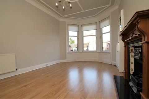 2 bedroom flat to rent, Tantallon Road , Flat 1/2 , Shawlands, Glasgow, G41 3LU