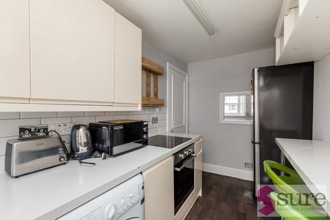 2 bedroom apartment to rent, New Steine, Brighton, East Sussex