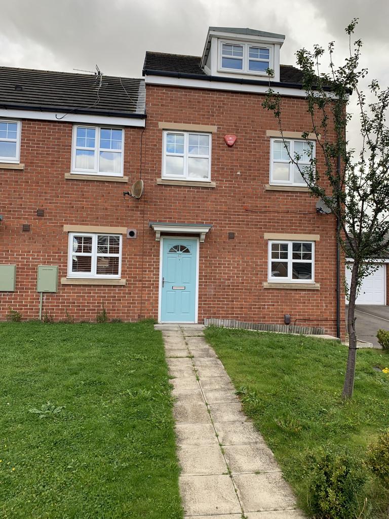 Pacific Drive, Thornaby, StocktononTees 3 bed terraced house £700