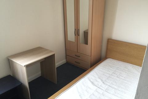 2 bedroom flat to rent - Salisbury Street