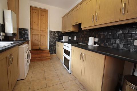 2 bedroom flat to rent, Albemarle Avenue, Newcastle Upon Tyne NE2